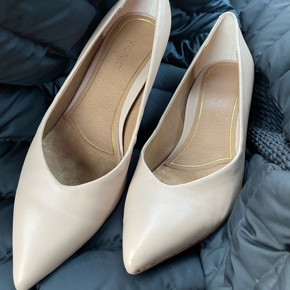 Sz9 Josie kitten heel -heels with arch support-great neutral color (sand)